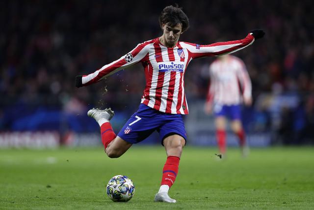 黑的碰撞總 黑的碰撞總